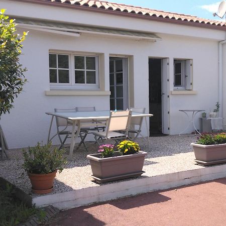 Villa Familly Avrillé Exterior foto